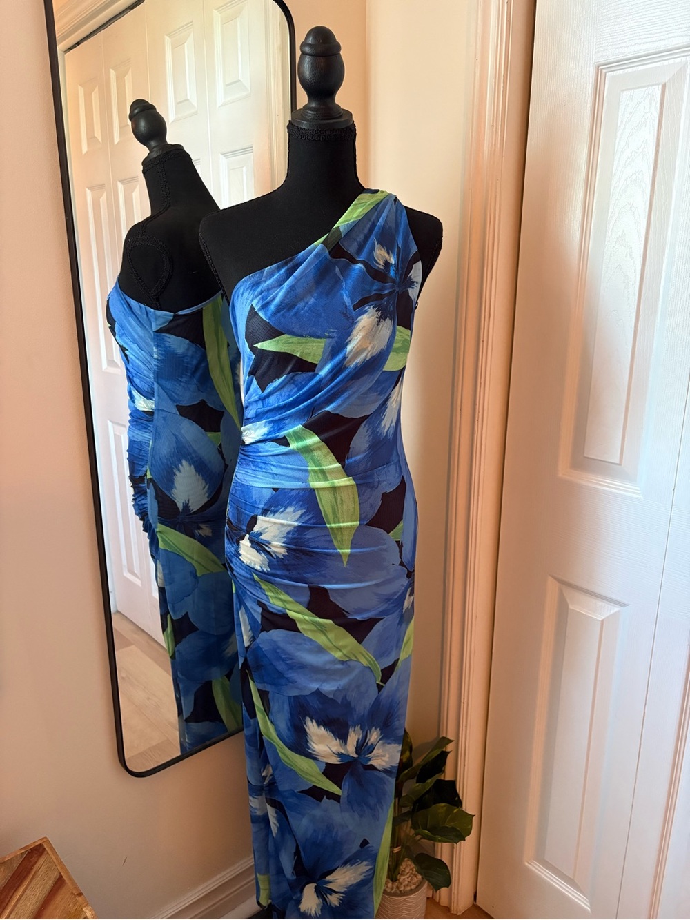 One-Shoulder Blue Floral Maxi Dress with Leaf Accents